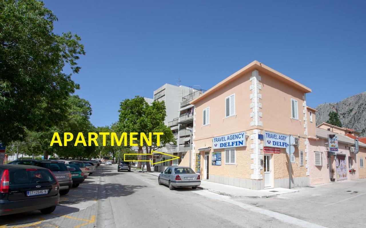 Ap Punta Next To Sandy Beach, Apartment With Garden Omiš Kültér fotó