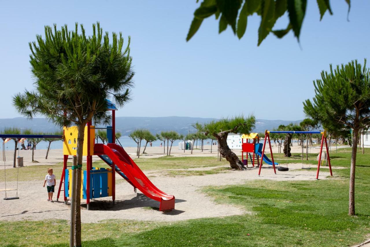Ap Punta Next To Sandy Beach, Apartment With Garden Omiš Kültér fotó